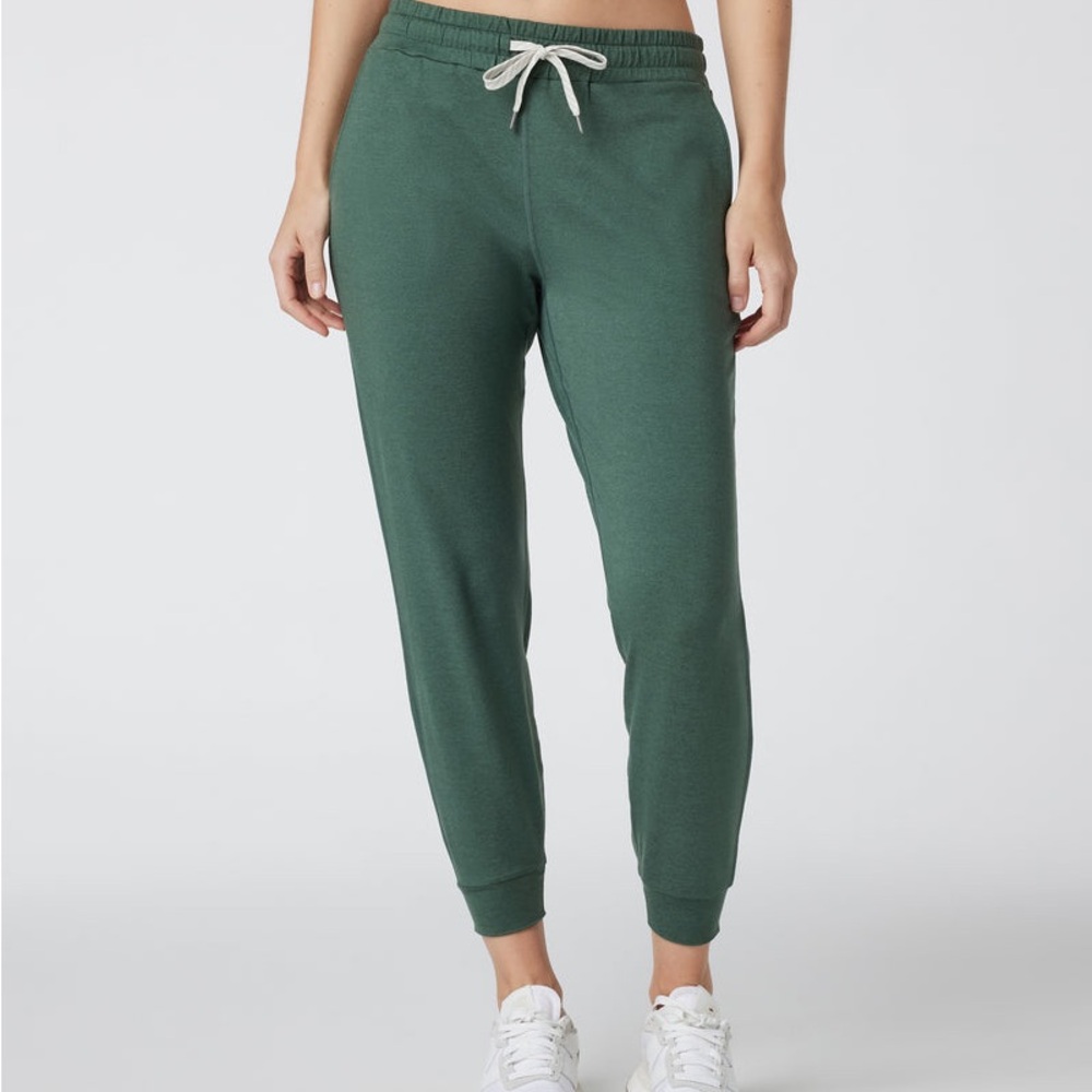 Vuori Performance Joggers